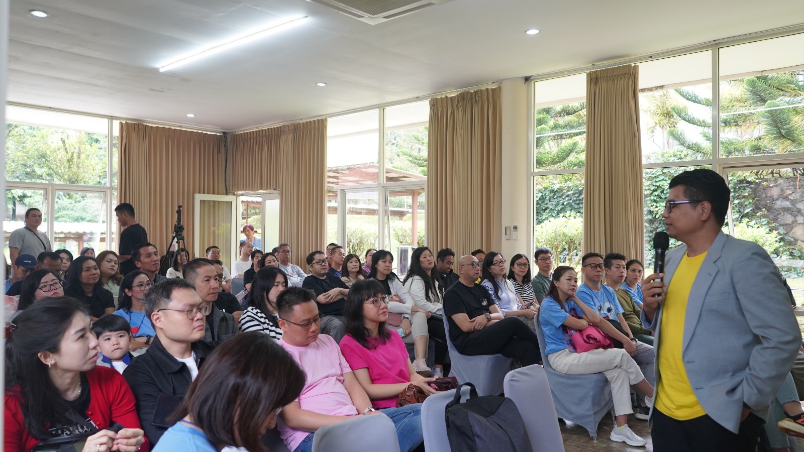 Layanan - Layanan Seminar Keluarga - Fokus Pada Keluarga | Mari Membangun Generasi & Keluarga Indonesia Bersama-Sama